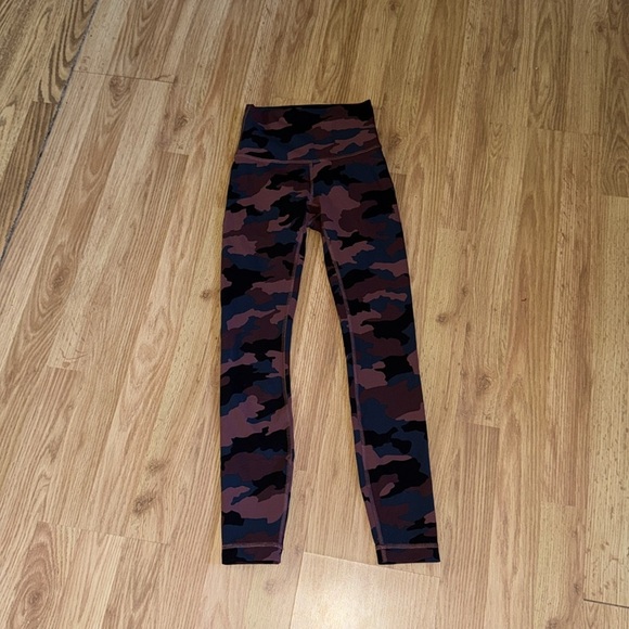 Lululemon Wunder Train High Rise Tight Size 0 - Picture 2 of 6